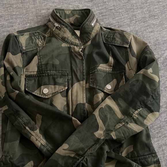 A&F Camo utility jacket - Picture 6 of 7